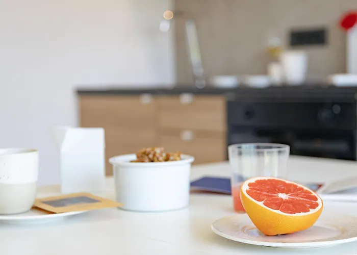 Val - Modern Пула